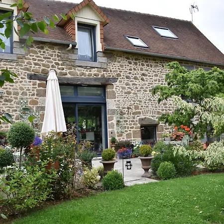 La Grange Bagnolaise Bed & Breakfast 2*